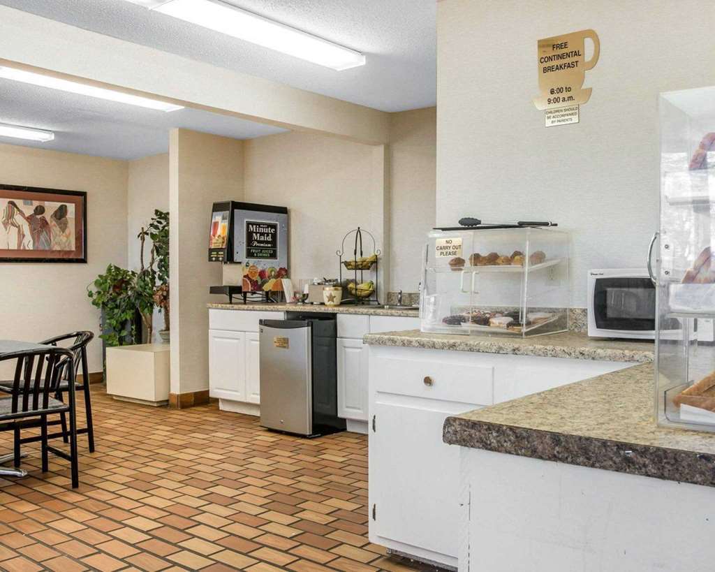 Econo Lodge Holland Restoran foto